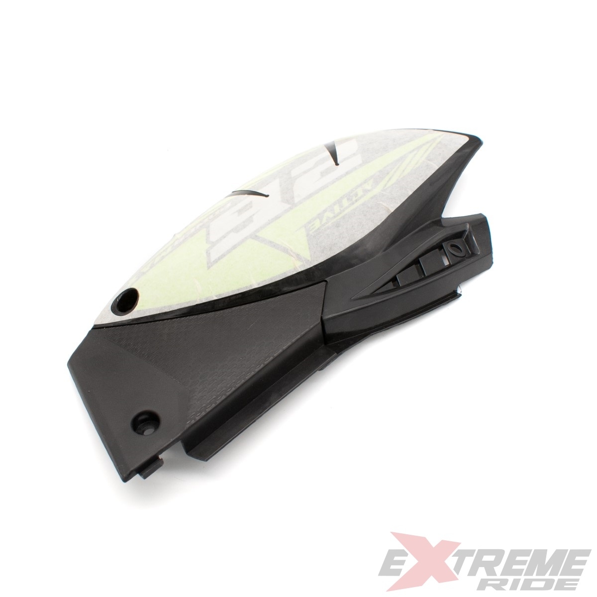 wp-image11987.png PLASTIK BOK TYŁ PRAWY CROSS 125CC CZARNY - obrazek 1